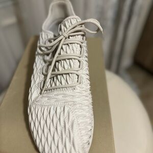 Men’s Adidas sneakers